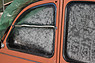 Enten im Winter- oder gar Dornröschenschlag - Citroën 2CV (© Daniel Reinhard, 2013) Enten im Winter- oder gar Dornröschenschlag - Citroën 2CV (© Daniel Reinhard, 2013)