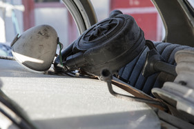 Enten im Winter- oder gar Dornröschenschlag - Citroën 2CV