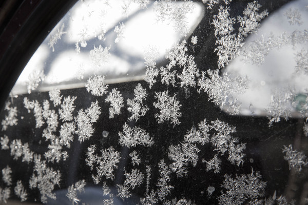 Enten im Winter- oder gar Dornröschenschlag - Citroën 2CV
