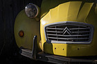 Bild: Enten im Winter- oder gar Dornröschenschlag - Citroën 2CV