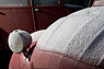 Enten im Winter- oder gar Dornröschenschlag - Citroën 2CV (© Daniel Reinhard, 2013) Enten im Winter- oder gar Dornröschenschlag - Citroën 2CV (© Daniel Reinhard, 2013)