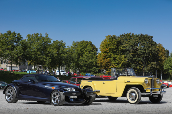 Image: Refreshingly useless: Plymouth Prowler and Willys-Overland Jeepster - Albisgütli Classic Cars & Bikes October 2023
