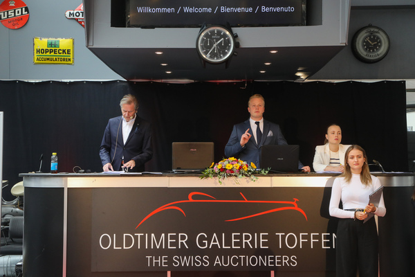 Bild Erklärung der Auktionsbedingungen - Versteigerung der Oldtimer Galerie Toffen am 14. Oktober 2023