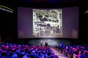 Eröffnung der Sonderausstellung "75 Jahre Automontage Schinznach im Verkehrshaus der Schweiz"