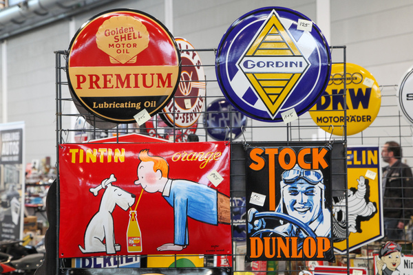 Bild Ersatzteile, z.B. Messingschilder und Reklametafeln - Motorworld Classics Bodensee 2022