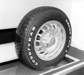 Erstmals in Genf vertretener amerikanischer Pneuhersteller Goodyear - Genfer Automobilsalon 1979