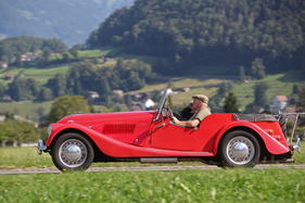 Es gab natürlich auch ältere Morgan Sportwagen in Mollis - British Car Meeting in Mollis am 28. August 2016