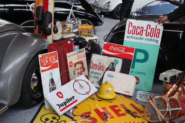 Es geht nichts über das passende Zubehör - Motorworld Classics Bodensee 2019