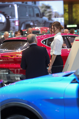 Es gibt immer etwas zu erklären - Genfer Automobilsalon 2019 Es gibt immer etwas zu erklären - Genfer Automobilsalon 2019