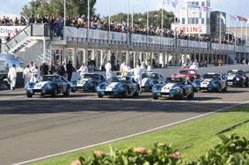 Es gibt weltweit noch sechs Shelby Daytona Coupé und alle waren in Goodwood! -  - Goodwood Revival 2015