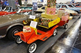 Es weihnachtet ein wenig – Essen Motor Show 2024 Es weihnachtet ein wenig – Essen Motor Show 2024