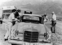 Eugen Böhringer und Klaus Kaiser im Mercedes Benz 300SE - Grosser Strassenpreis für Tourenwagen von Argentinien (1964)