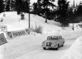 Eugen Böhringer und Peter Lang im Mercedes Benz 220 SEb - 32. Rallye Monte Carlo (1963)