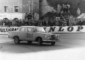 Eugen Böhringer und Peter Lang im Mercedes Benz 220 SEb - 32. Rallye Monte Carlo (1963)