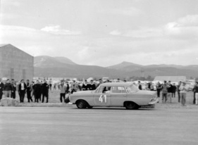 Eugen Böhringer und Rolf Knoll im Mercedes Benz 300SE - 11. Rallye Akropolis (1963)