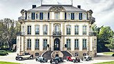 Bild: Ex-Matti-Bugattis vor dem Château Saint Jean versammelt, als wären sie nie fort gewesen