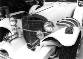 Excalibur Series III (1976) - eindrückliche Frontgestaltung - Genfer Autosalon 1976