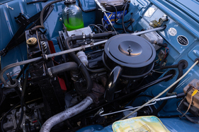 FASA-Renault 4L Super - Vierzylinder mit 845 cm3 und 27 PS