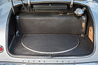 Facel-Vega FV 3 (1957) - das Heckabteil mit dem Benzintank - nur ja nicht daneben schütten