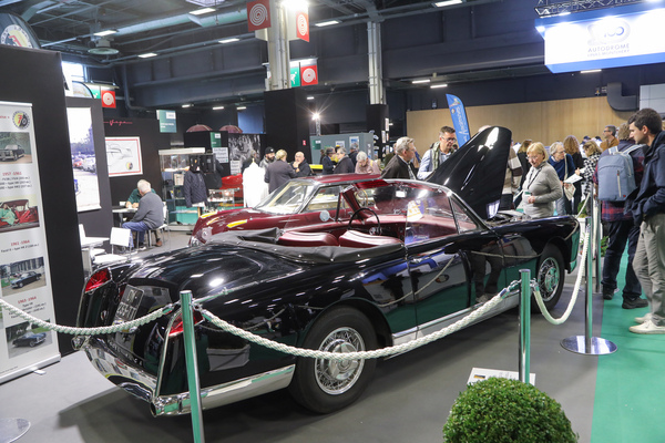 Facel Vega FV1 Cabriolet (1955) - eines von fünf überlebenden Cabriolets, sieben wurden gebaut, Chassis FV-55-041 - Rétromobile Paris 2024