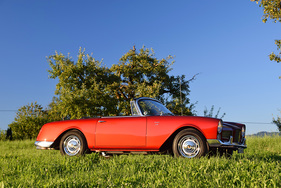 Facel Vega Facellia F2 1600 (1962) - angeboten an der Versteigerung der Oldtimer Galerie Toffen am 26. November 2016
