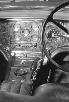 Facel-Vega HK 500 (1960) - Armaturenbrett des Rechtslenkers