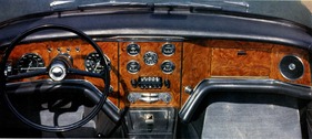 Facel-Vega HK 500 (1961) - stilvolles Armaturenbrett