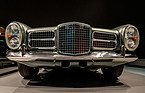 Facel Vega II (1962) - in der Ausstellung "PS:. Ich liebe Dich. Sportwagen-Design der 1950er - 1970er Jahre"