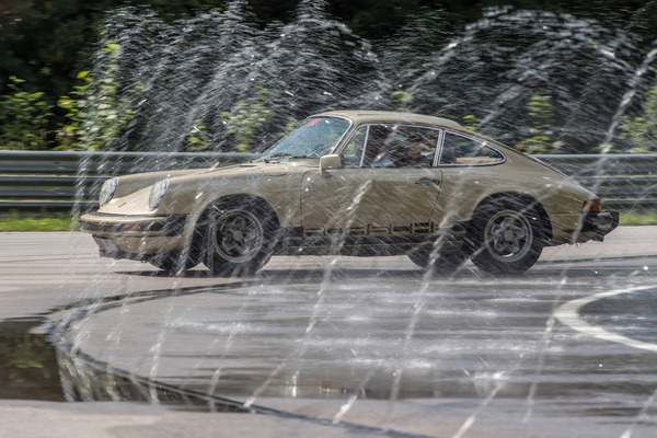 Bild Fahren im Fahrsicherheitszentrum