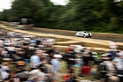 Bild: Fahrt auf der "Bergrennstrecke" von Goodwood - Hans-Joachim Stuck am Steuer des Auto Union Typ 52