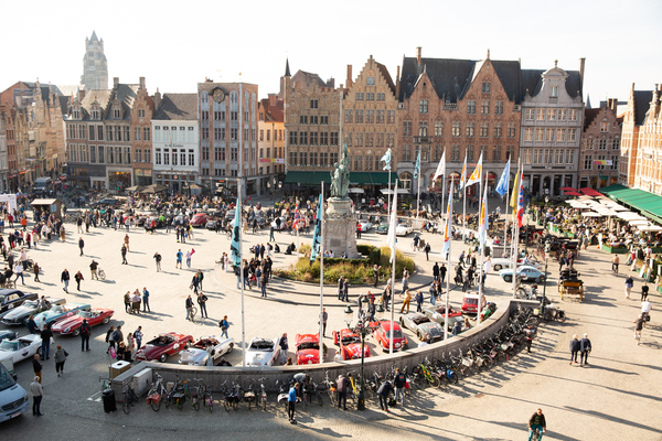 Fahrzeugaufmarsch in Brügge – Zoute Grand Prix 2021