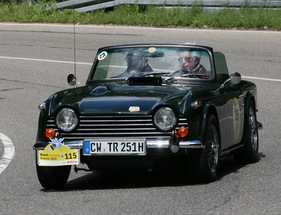 Fahrzeuge der Bosch Boxberg Klassik Rallye am Solitude Revival 2011