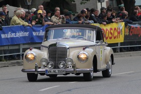 Fahrzeuge der Bosch Boxberg Klassik Rallye am Solitude Revival 2011