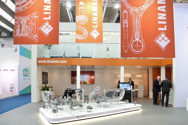 Fahrzeugtechnik schön ausgelegt - IAA Frankfurt 2019