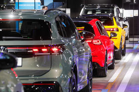 Farbenfrohe Neuwagenausstellung - 38. Auto Zürich 2025