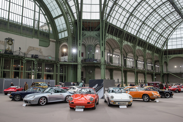 Farbenspiel mit Porsche 911 Modellen - Bonhams Paris 2016