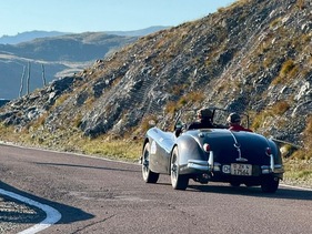 Bild Fast 900 Kilometer nonstop im Klassiker zehren an den Kräften - Alpenbrevet 2025