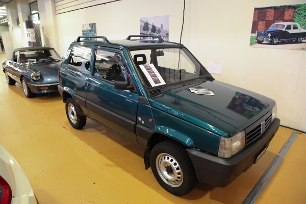 Fast ein wenig versteckt - Fiat Panda 4x4 - Oldtimermesse St. Gallen 2018