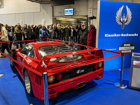 Faszination fast zum Anfassen: Allzeit-Traumauto Ferrari F40 aus dem Nationalen Automuseum The Loh Collection. Faszination fast zum Anfassen: Allzeit-Traumauto Ferrari F40 aus dem Nationalen Automuseum The Loh Collection.