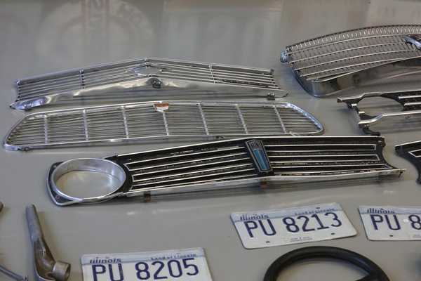 Fehlt noch ein Kühlergrill? - Old Wheels Biel-Bienne 2025