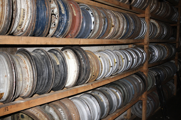 Image: Wheel rims - spare parts at Autoverwertung Ernst Egger AG
