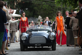 Bild Ferrari 166 MM Barchetta Touring (1950) - erhielt die Coppa d'Oro (Publikumspreis) am Concorso d'Eleganza Villa d'Este 2015 in der Klasse E "Gentlemen's Racers"