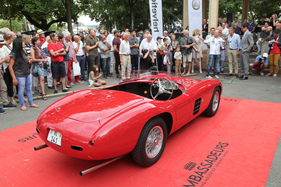 Bild Ferrari 166 Spyder Corsa (1948) - Klassensieg bei den Wettbewerbsfahrzeugen - am ZCCA 2016