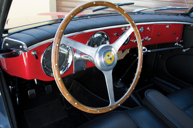 Ferrari 212 Inter Vignale (1953) - Lenkrad links wie bei allen späteren 212 Inter