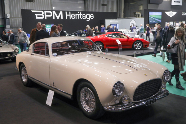 Ferrari 250 Europa Pinin Farina Coupé (1954) - Chassis 0351EU, gesehen bei Lukas Hüni - Rétromobile Paris 2024