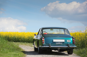 Ferrari 250 GT 2+2 (1962) - Dreifach-Heckleuchten in Chrom gefasst (1962)