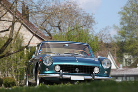 Ferrari 250 GT 2+2 (1962) - mit serienmässigen Zusatzscheinwerfern (1962)