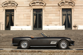 Ferrari 250 GT California Spider (1958) - am Concorso d'Eleganza Villa d'Este 2015 in der Klasse F "Hollywood on the Lake"