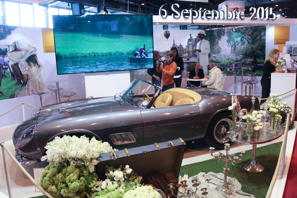 Ferrari 250 GT California Spider wirbt für den Concours d'Elégance von Chantilly - Rétromobile 2015