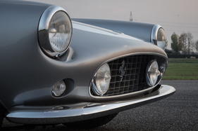 Ferrari 250 GT LWB California Spider Competizione (1959) - Zusatzscheinwerfer